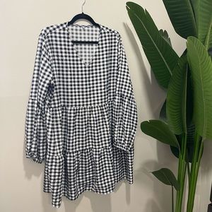 Long sleeve, v-neck, black and white tiered gingham dress tunic
